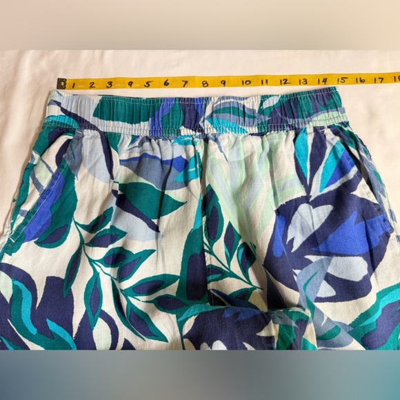 C&C California Blue and white tropical leaf print wide leg crop pants size L - Picture 8 of 10